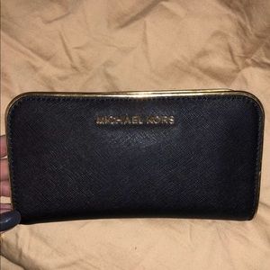 Michael Kors wallet/wristlet